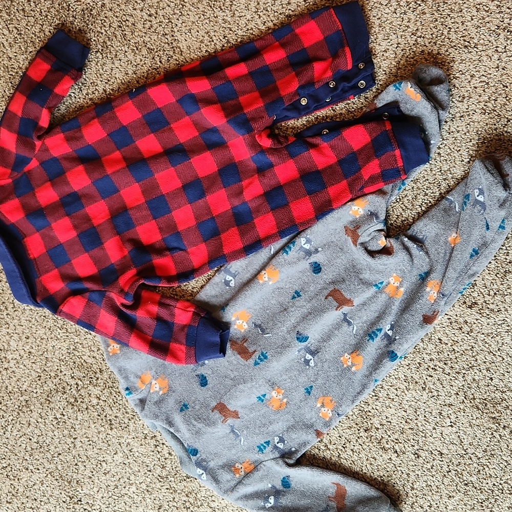 Gray Fox Print Footed One-Piece and Red Plaid Pullover One-Piece Set for Kids - Picture 8 of 9
